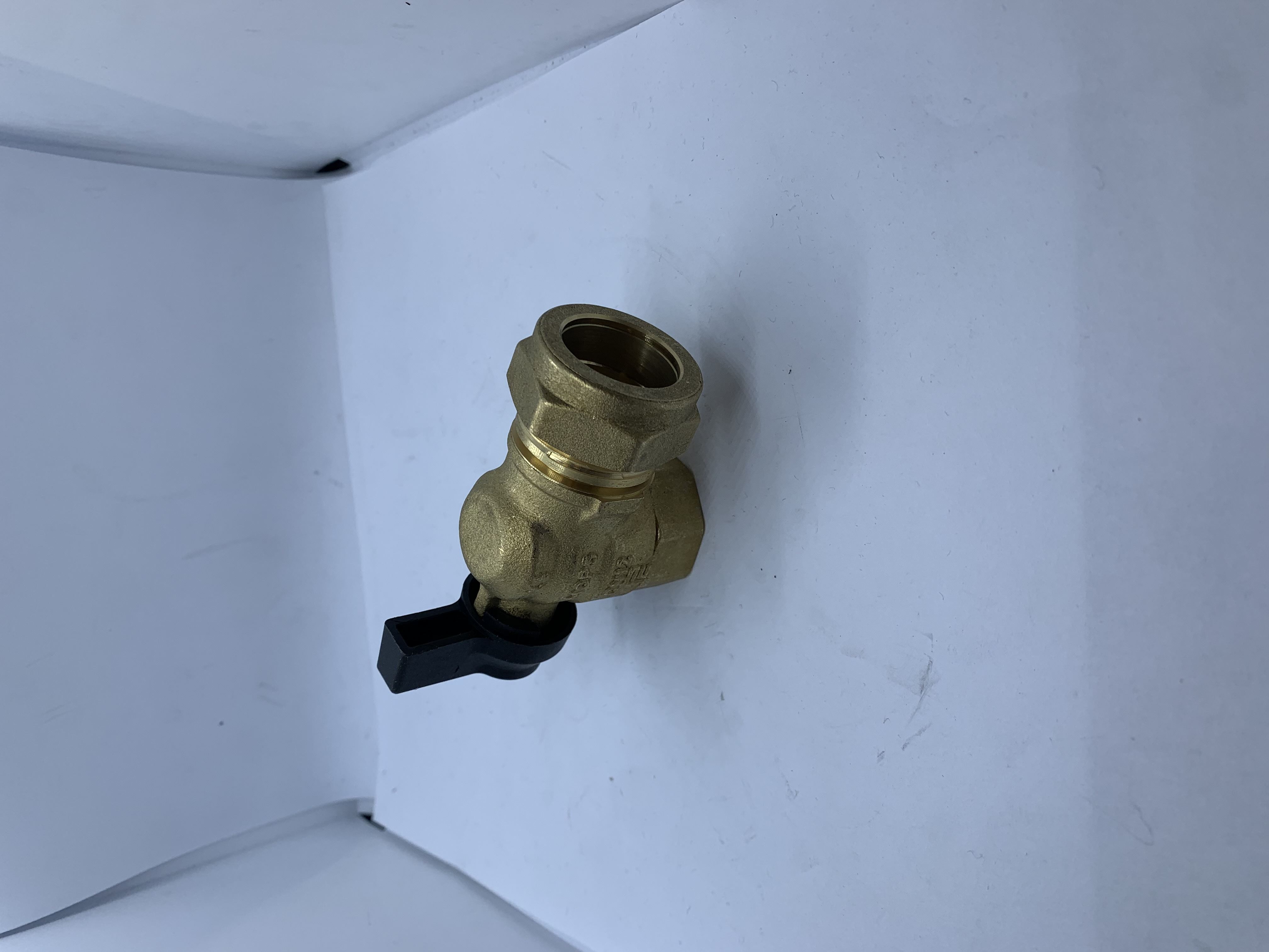WATER RETURN SERVICE TAP- ARISTON & CHAFFOTEAUX WATER RETURN SERVICE TAP- ARISTON & CHAFFOTEAUX