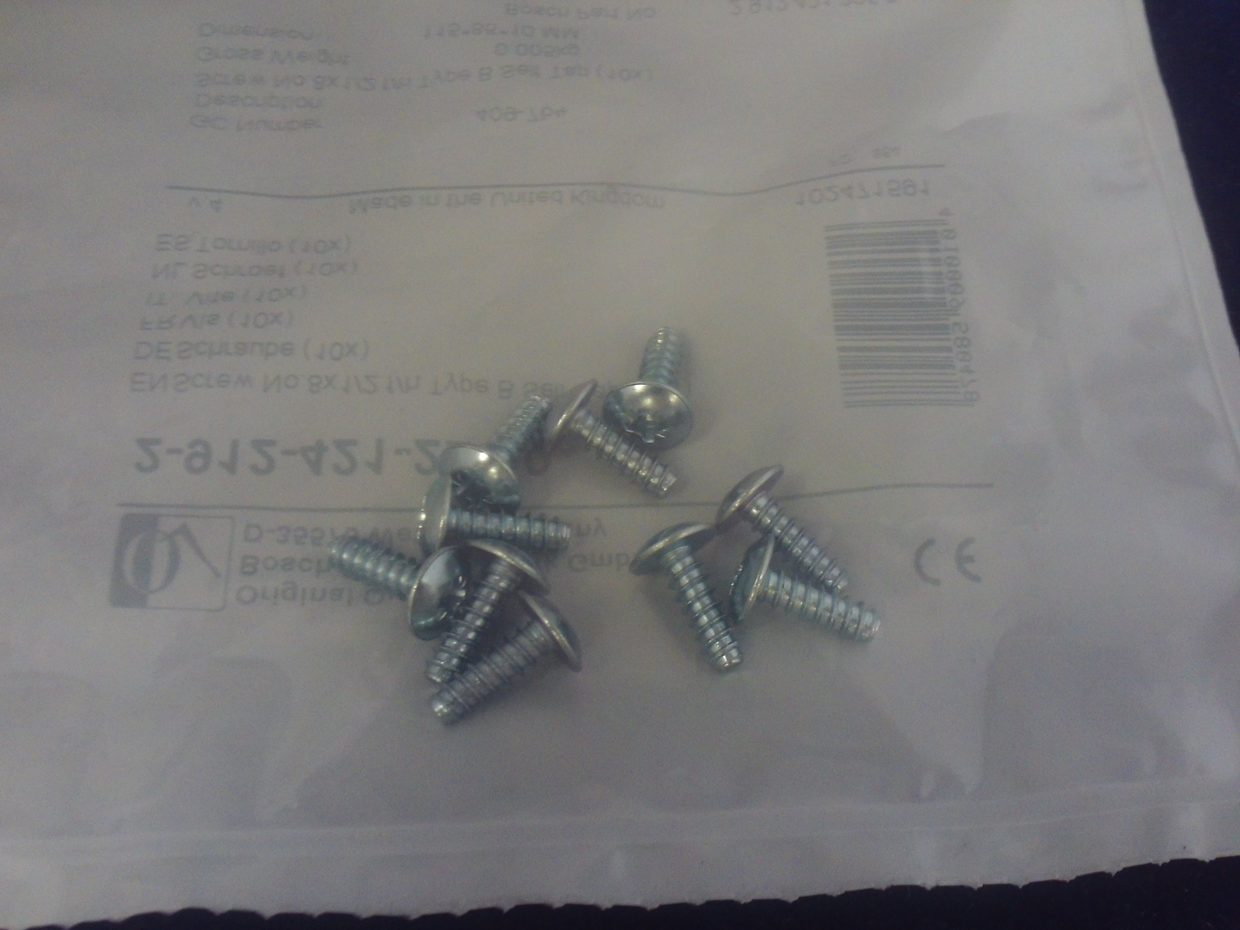 SCREW NO.8X1/2 F/H TYPE B SELF TAP (10X)