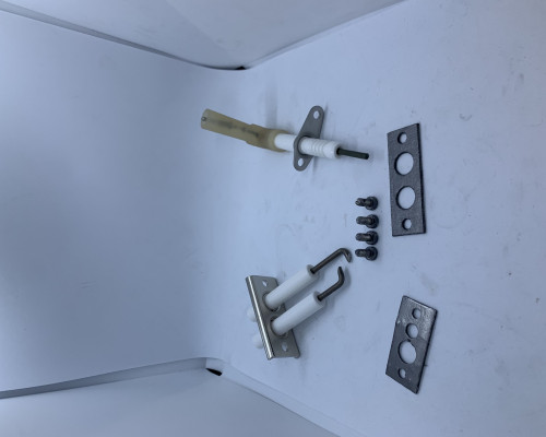 SET OF ELECTRODES