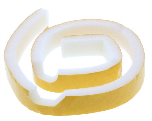 Chassis front seal